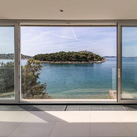 Casa Mano Tribunj With Beach Exterior photo