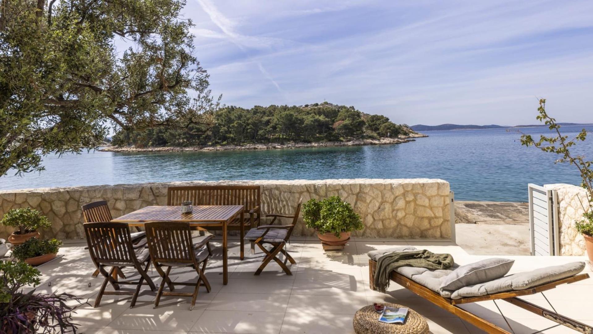Casa Mano Tribunj With Beach Exterior photo