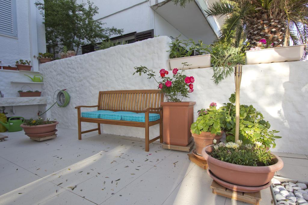 Casa Mano Tribunj With Beach Exterior photo